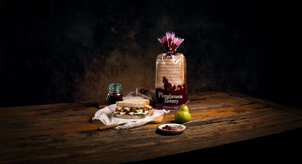 wholemeal sandwich with relish