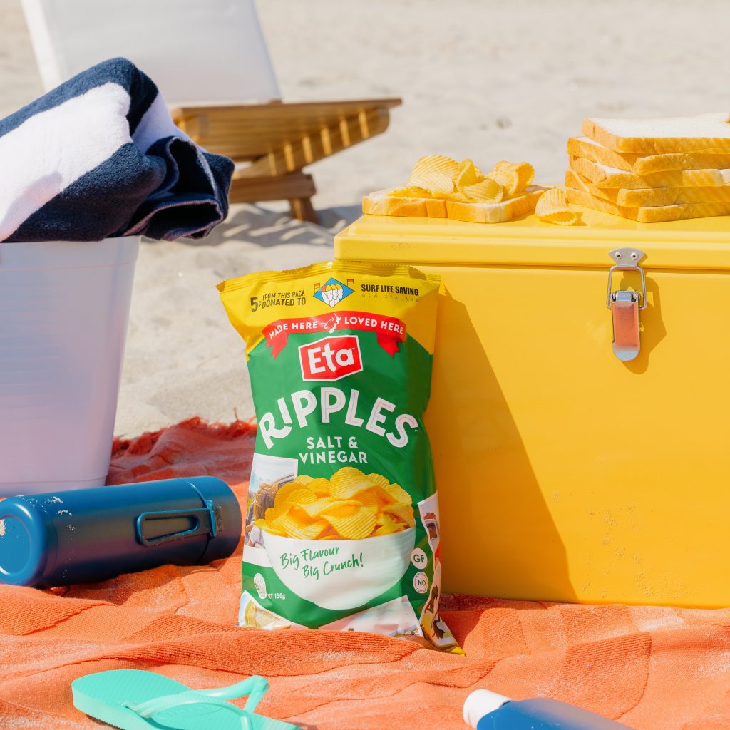 beach picnic New Zealand